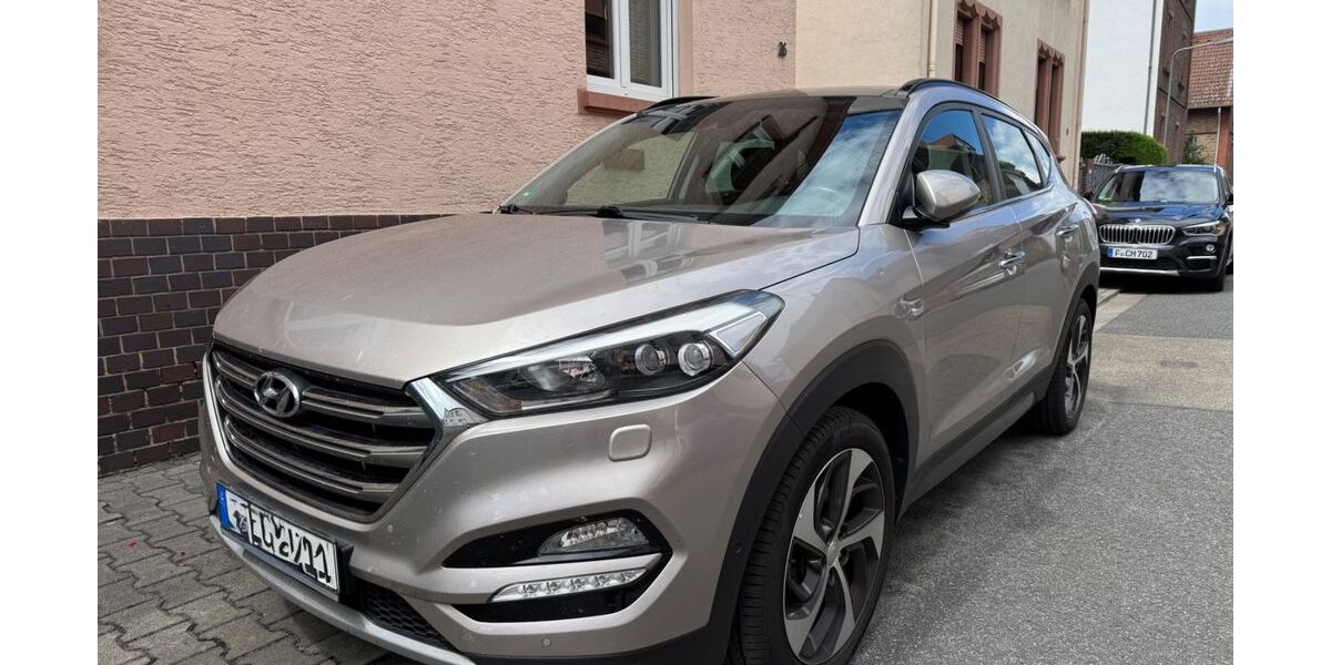 Hyundai TUCSON 84.000 km 15.750 &euro; Frankfurt am Main 60529