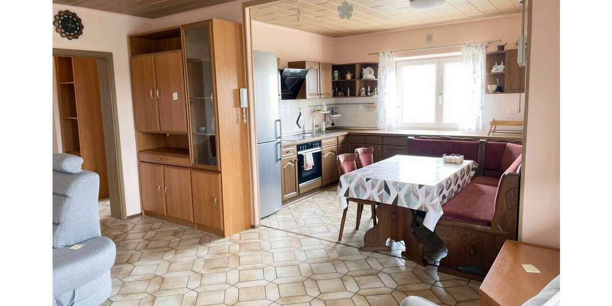Etagenwohnung Rastatt - 3 Zimmer, 78 m&sup2;, 250.000&euro; | Angebot:26501634