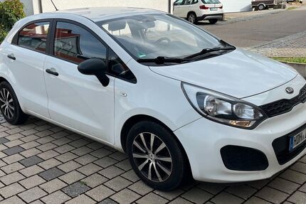 Kia Rio 292.900 km 1.950 &euro; Herbrechtingen 89542