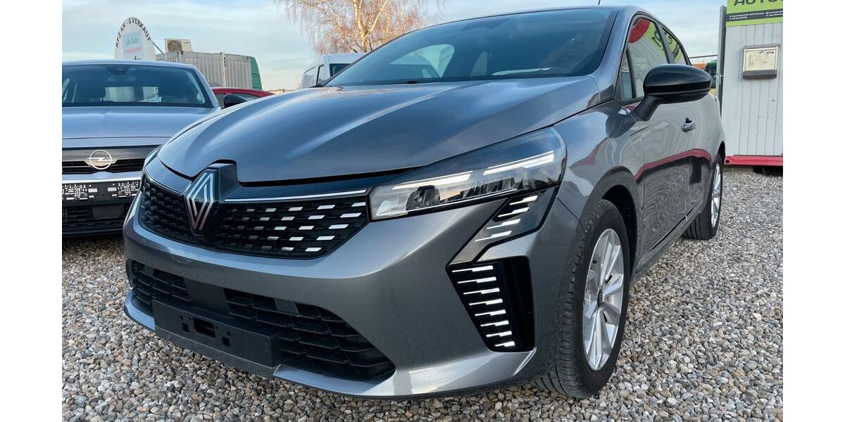 Renault Clio 23.009 km 17.390 &euro; München 81829