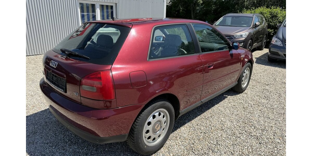 Audi A3 1.6i Attraction Automatik Klima PDC 224.000 km 1.590 &euro; Altdorf 84032