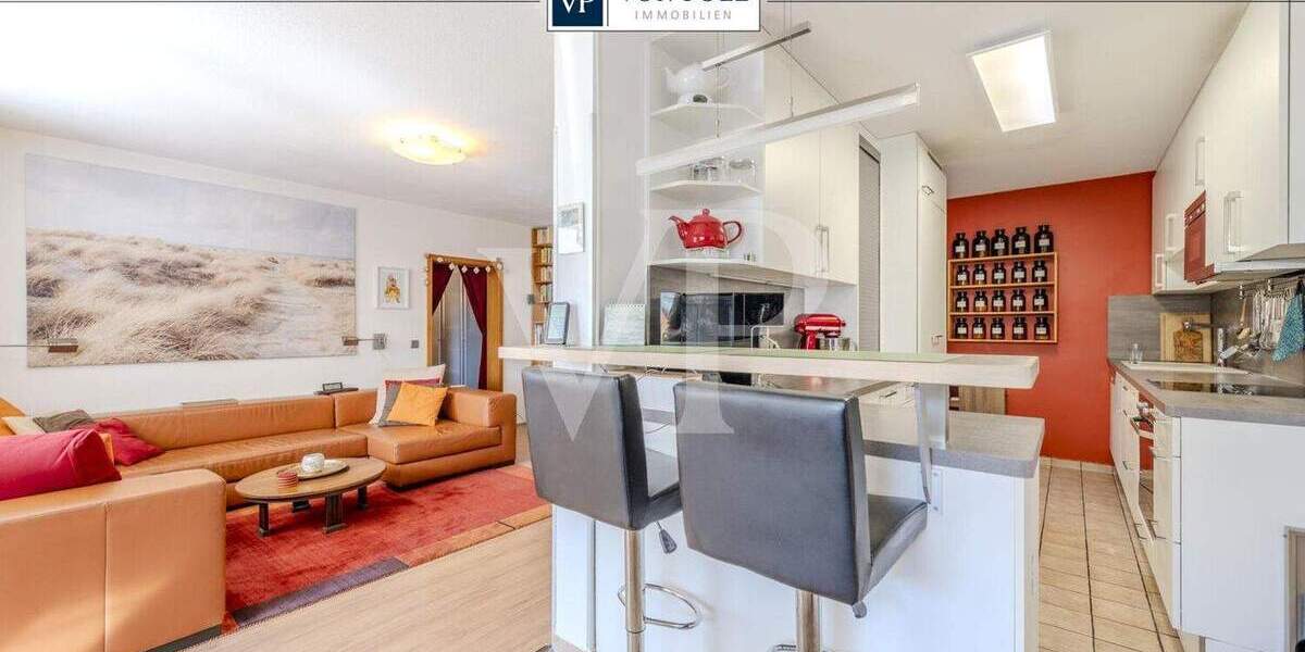 Modernisierte 5 Zimmer Wohnung mit zwei Tiefgaragenstellplätze, zwei Bäder, Sauna und Whirlpool! 5 zimmer