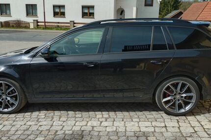 Skoda Octavia 119.300 km 19.200 &euro; Herschdorf 98701