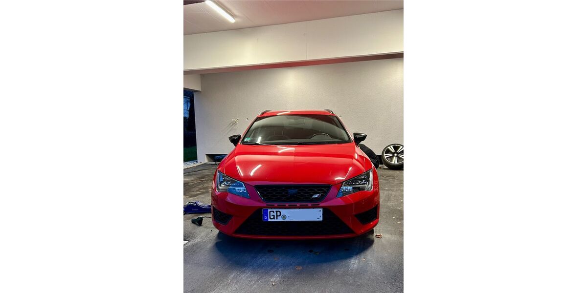 Seat Leon 127.000 km 15.499 € Bad Überkingen 73337