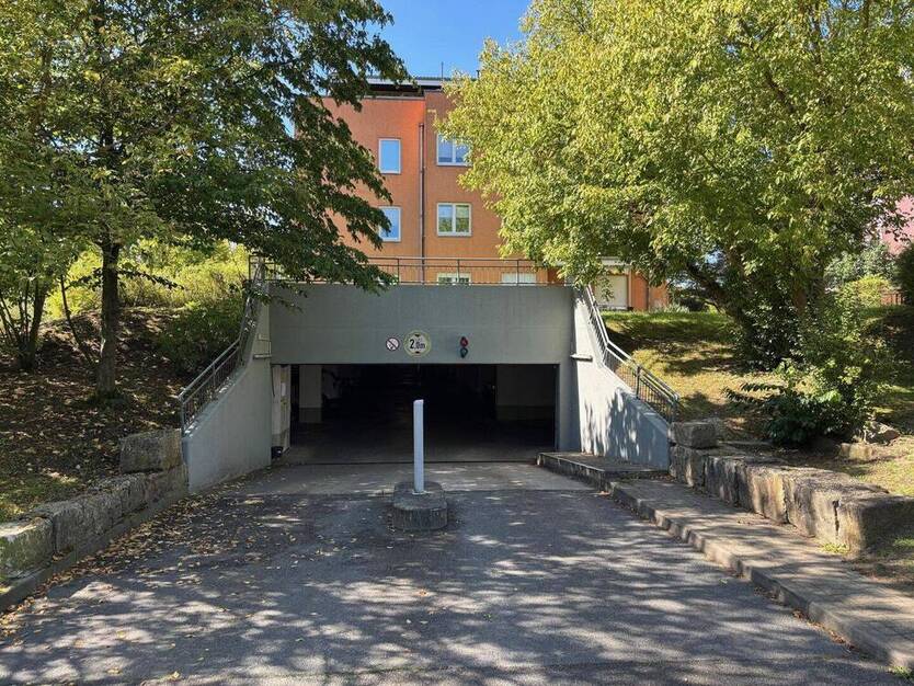 Eigentumswohnung in Bernau-Friedenstal mit 2 Zimmern, Südbalkon und Tiefgaragenstellplatz zur Selbstnutzung