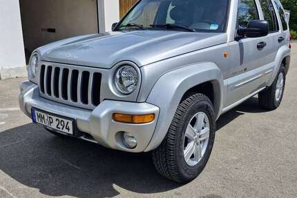 Jeep Cherokee 104.000 km 6.300 &euro; Memmingen 87700