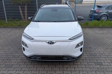 Hyundai KONA Elektro 70.000 km 16.500 &euro; Bad Iburg 49186