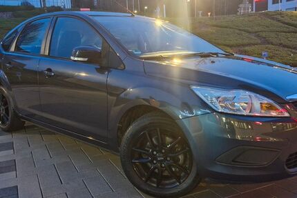 Ford Focus 151.000 km 3.800 &euro; Dobel 75335