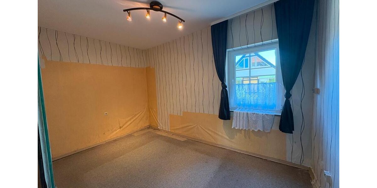 Einfamilienhaus Alheim - 6 Zimmer, 132 m&sup2;, 196.000&euro; | Angebot:26764205