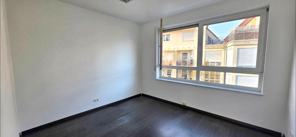 Etagenwohnung Raunheim - 3 Zimmer, 78 m&sup2;, 1.610&euro; | Angebot:25833976