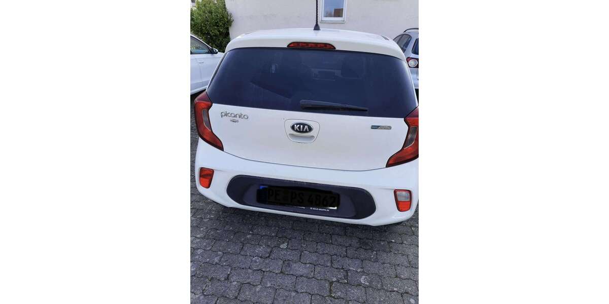 Kia Picanto 119.000 km 5.900 &euro; Peine 31228
