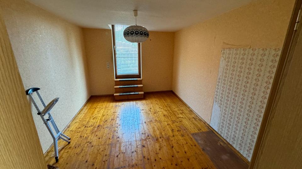 Mehrfamilienhaus, Wohnhaus Dietmannsried - 8 Zimmer, 180 m&sup2;, 315.000&euro; | Angebot:26964747