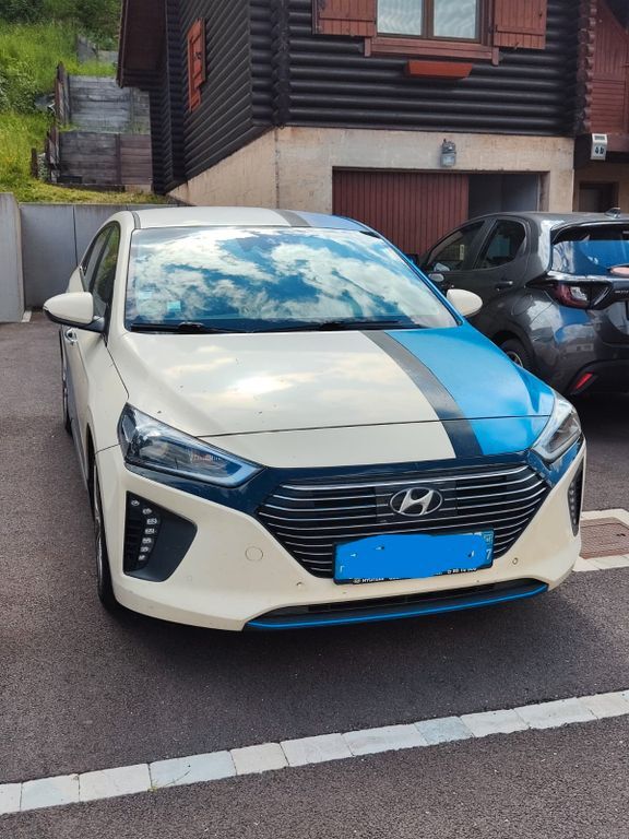 IONIQ