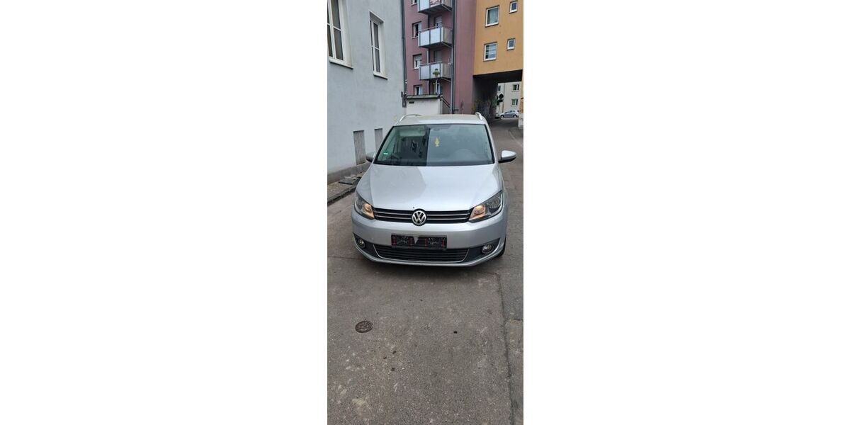 VW Touran 160.000 km 5.600 &euro; Augsburg 86152