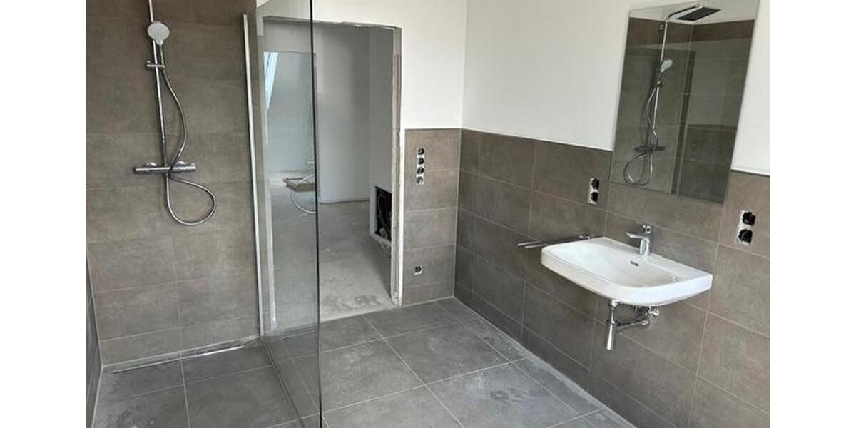 Dachgeschoßwohnung Barßel - 4 Zimmer, 100 m&sup2;, 1.090&euro; | Angebot:26006641