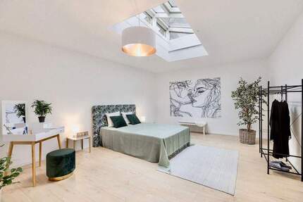 Großzügige 4-Zi-ETW mit privater Sauna & Dachterrasse - bezugsfertig und provisionsfrei 4 zimmer