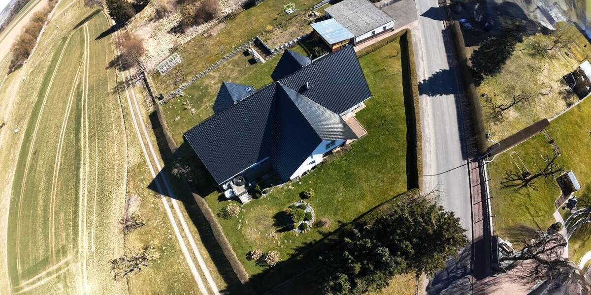 Großzügiges Zweifamilienhaus in Malsfeld-OT 1 zimmer