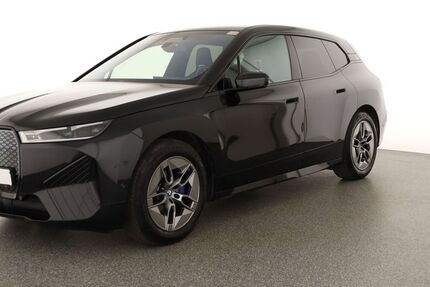 BMW iX 24.092 km 43.880 &euro; Berlin 12103