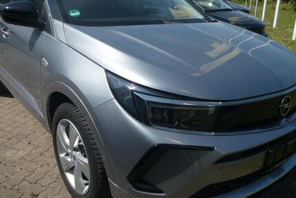 Opel Grandland (X) 13.100 km 25.990 &euro; Blankenburg 38889