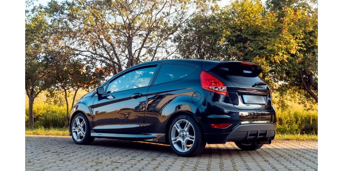 Ford Fiesta 178.000 km 4.699 &euro; Langenzenn 90579