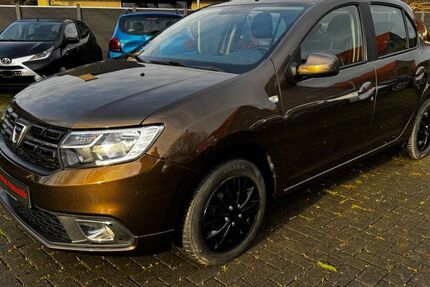 Dacia Logan 26.500 km 9.900 &euro; Porta Westfalica 32457