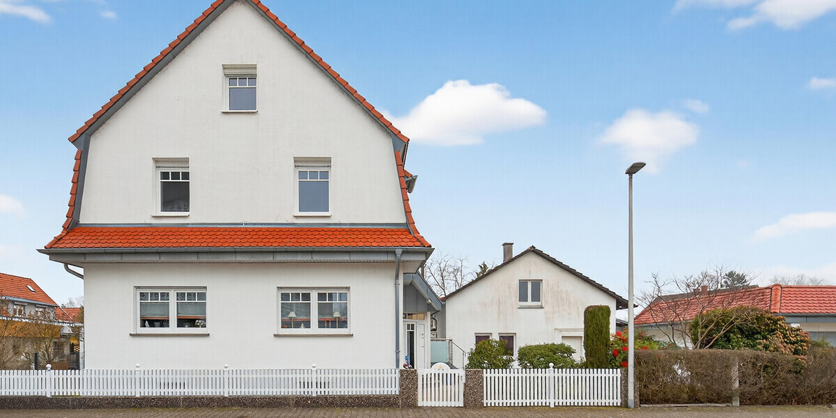 Seltene Gelegenheit: Gepflegtes Zweifamilienhaus mit viel Platz, Ruhe und Entwicklungspotential - Zweifamilienhaus Rastatt / Niederbühl Niederbühl | Angebot:25217381