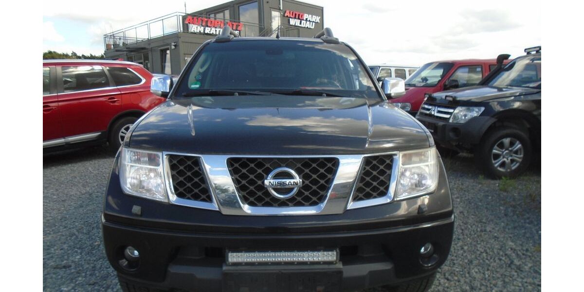 Nissan Navara 168.000 km 10.950 &euro; Wildau 15745