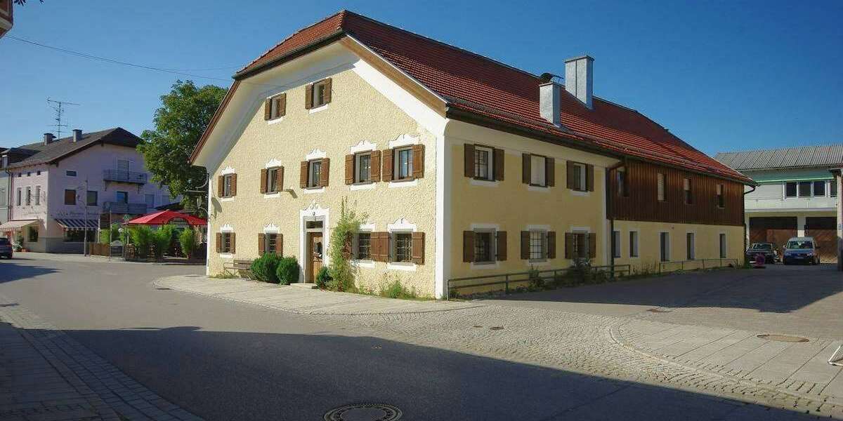 Haus zum Kaufen in Teisendorf 730.000 € 500 m² 13 zimmer