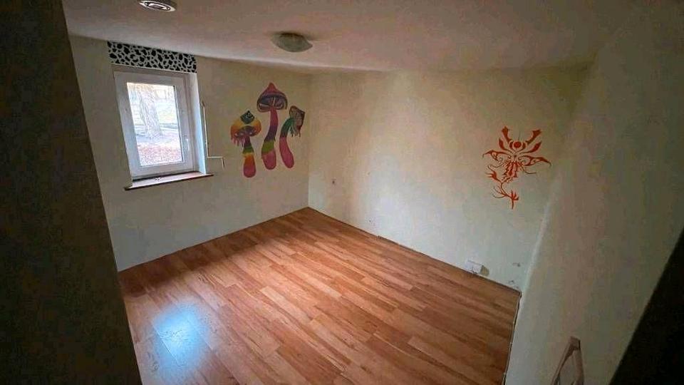 Einfamilienhaus Bad Langensalza - 4 Zimmer, 90 m&sup2;, 60.000&euro; | Angebot:26798002