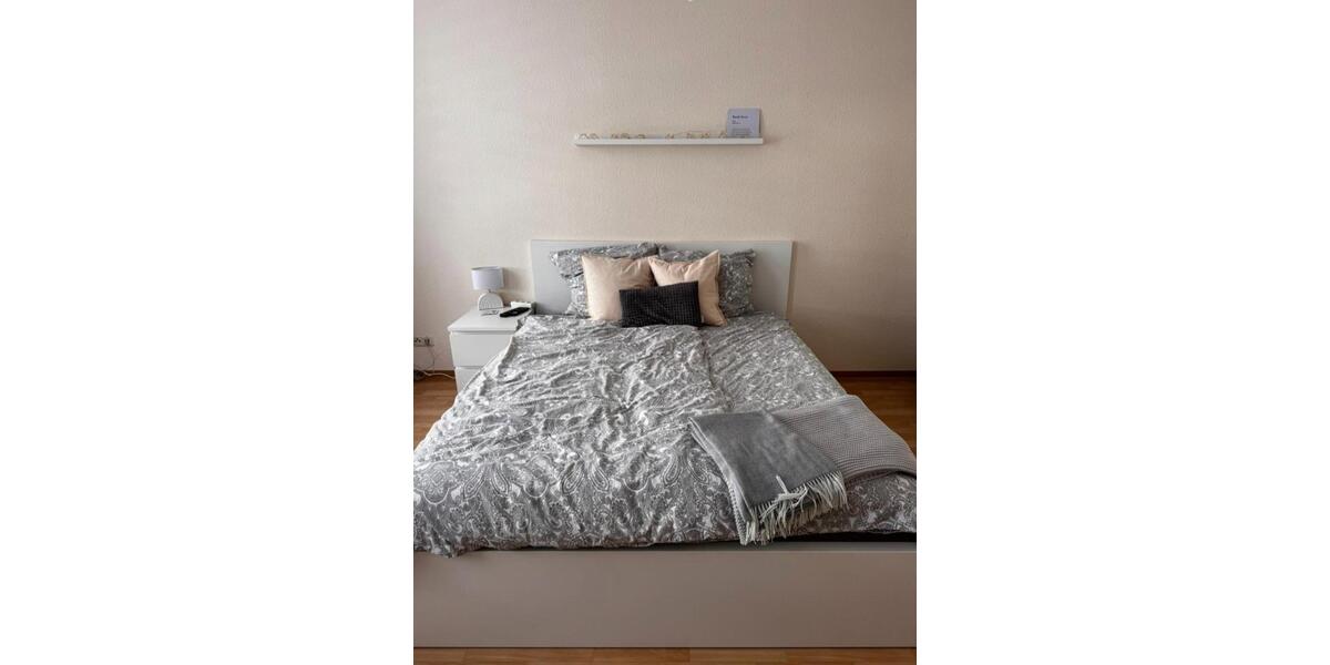 Etagenwohnung Erfurt Johannesplatz - 1 Zimmer, 35 m&sup2;, 415&euro; | Angebot:25537833