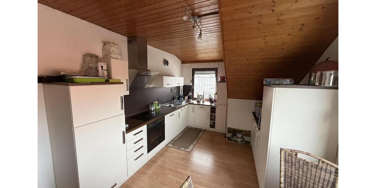 Dachgeschoßwohnung Hanau Groß-Steinheim - 3 Zimmer, 75 m&sup2;, 990&euro; | Angebot:24785017
