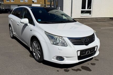 Toyota Avensis 176.000 km 6.450 &euro; Möglingen 71696