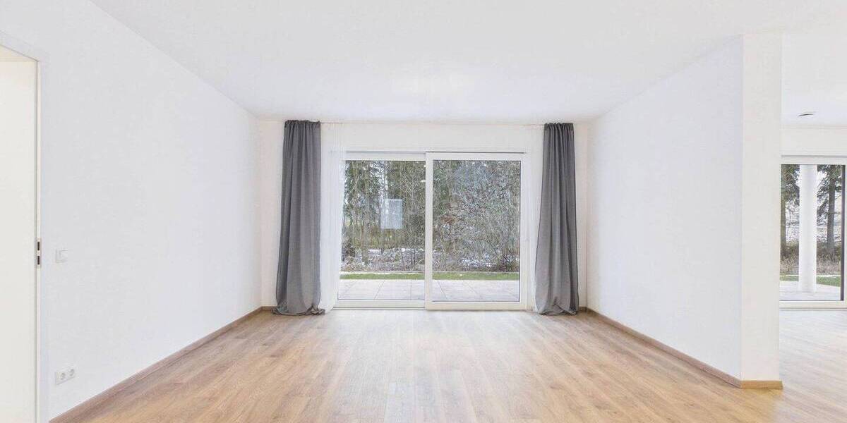 Doppelhaushälfte Moosinning Eichenried - 8 Zimmer, 315 m&sup2;, 3.900&euro; | Angebot:26455180