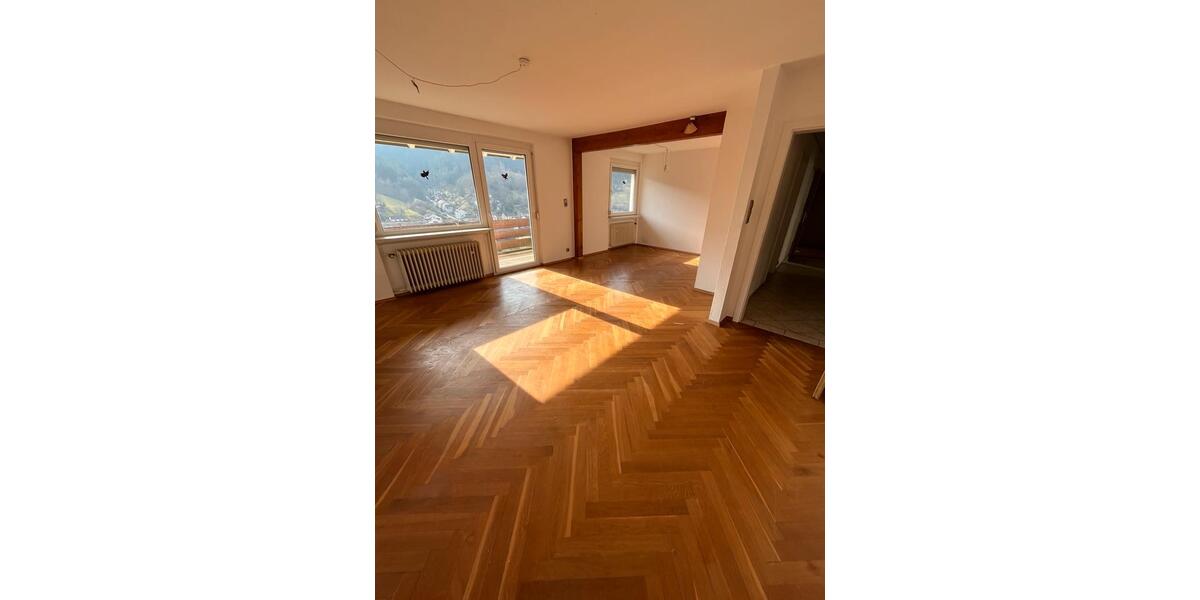 Etagenwohnung Schramberg - 3 Zimmer, 75 m&sup2;, 650&euro; | Angebot:25405713