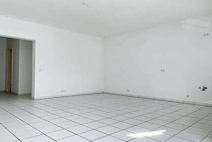 Wohnung Wächtersbach - 2 Zimmer, 75 m&sup2;, 775&euro; | Angebot:26422964