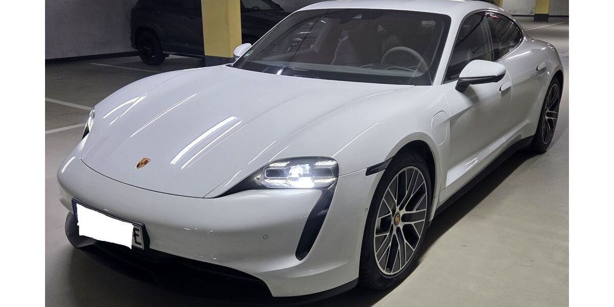 Porsche Taycan 15.000 km 85.000 &euro; Paderborn 33102
