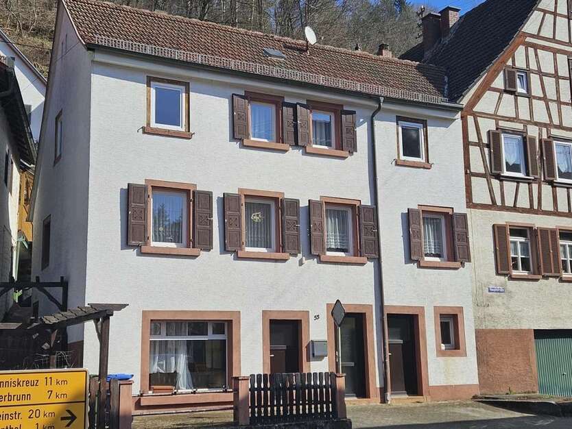Haus zum Kaufen in Elmstein 139.000 € 124 m²