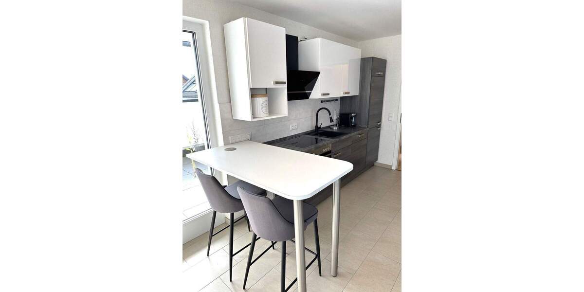 Top moderne 3 Zimmer DG-Wohnung mit 2 Dachterrassen, Aufzug & Einzelgarage! 3 zimmer