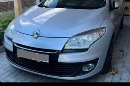 Renault Megane 353.000 km 3.499 &euro; Wetschen 49453