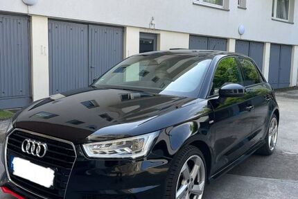 Audi A1 122.300 km 13.100 &euro; Bochum 44892