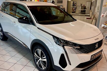 Peugeot 5008 32.800 km 24.800 € Marlow 18337