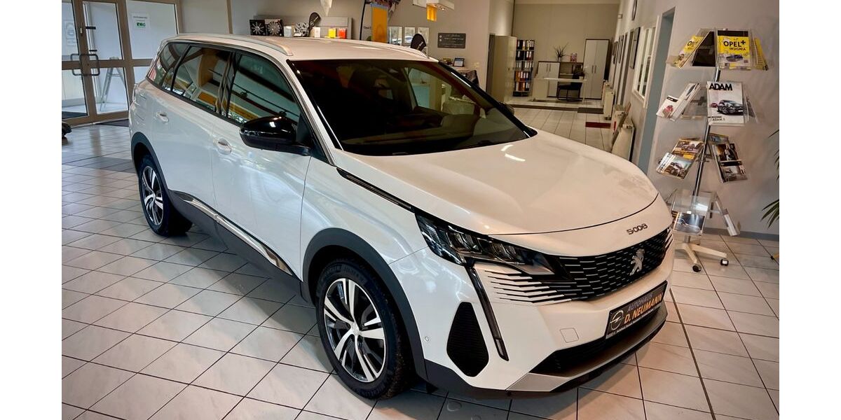 Peugeot 5008 32.800 km 24.800 € Marlow 18337