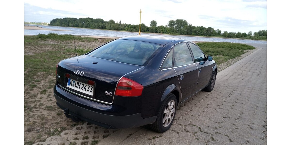 Audi A6 192.000 km 2.750 € Köln 50667