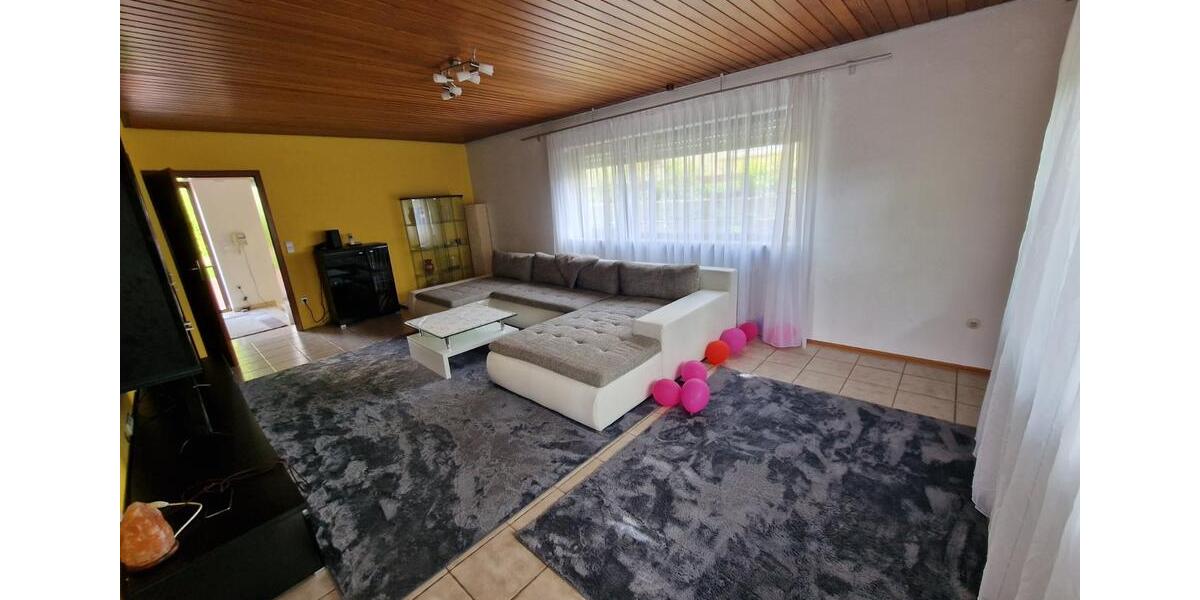 Mehrfamilienhaus, Wohnhaus Annweiler am Trifels - 9 Zimmer, 198 m&sup2;, 429.000&euro; | Angebot:25589332