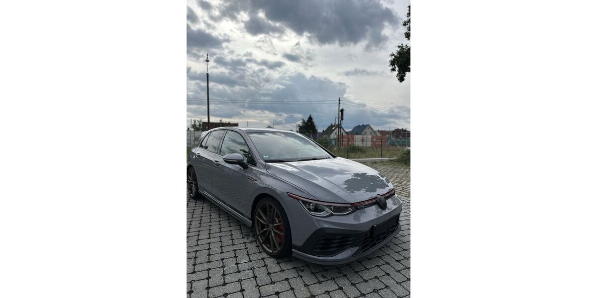 VW Golf 83.000 km 25.500 &euro; Eppertshausen 64859