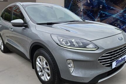 Ford Kuga 45.295 km 22.980 &euro; Stade 21680