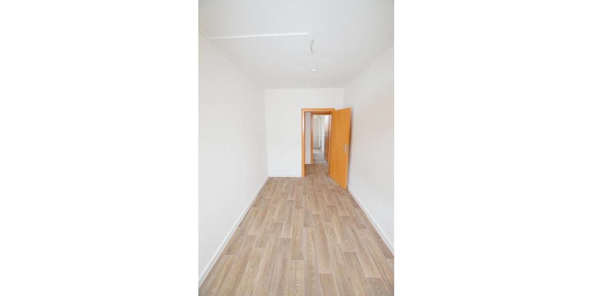 Etagenwohnung Sangerhausen - 4 Zimmer, 72 m&sup2;, 446&euro; | Angebot:26381074