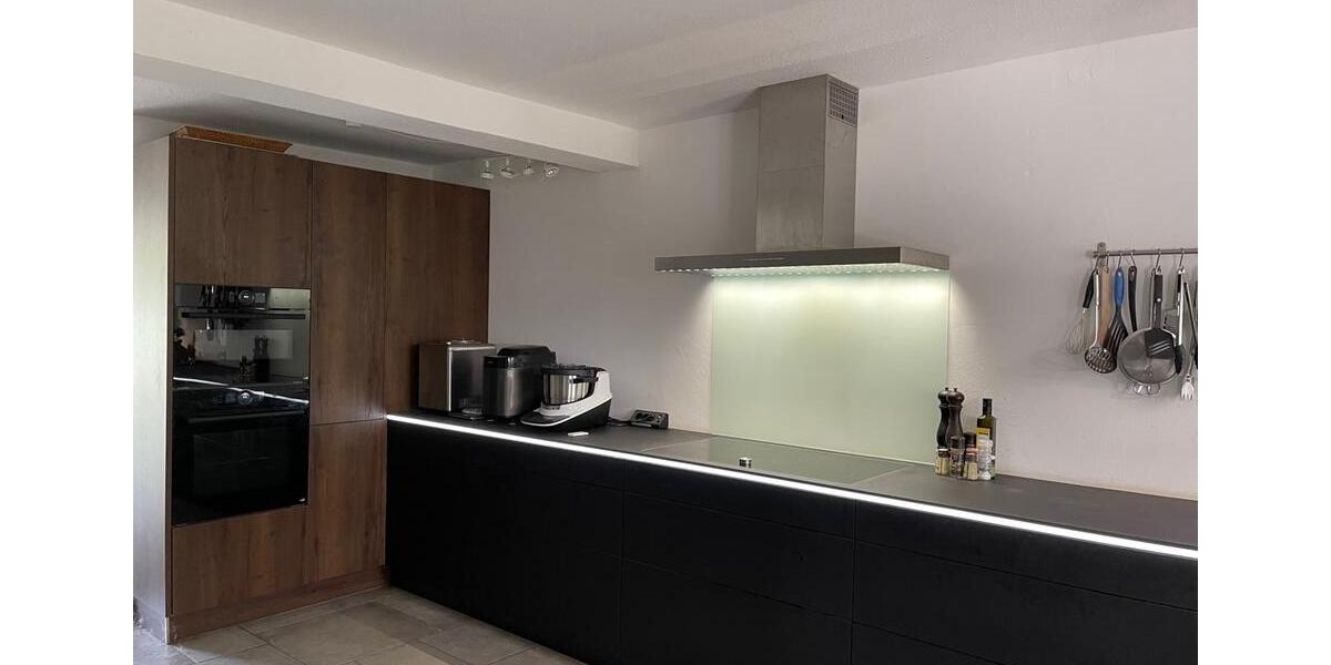 Bauernhaus, Landhaus Högel - 10 Zimmer, 291 m&sup2;, 545.000&euro; | Angebot:26464988