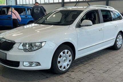 Skoda Superb 173.323 km 3.800 &euro; Stuttgart 70176