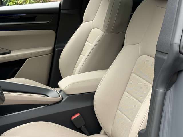 Porsche Macan 8.300 km 82.790 &euro; Frechen 50226